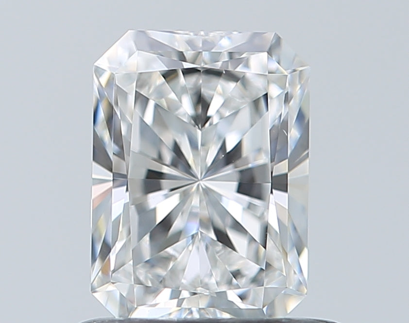 GIA 0.7 Carat Radiant Cut Natural Diamond 鑽石