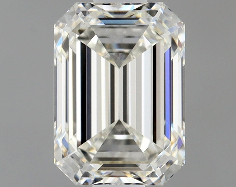 GIA 0.81 Carat Emerald Natural Diamond