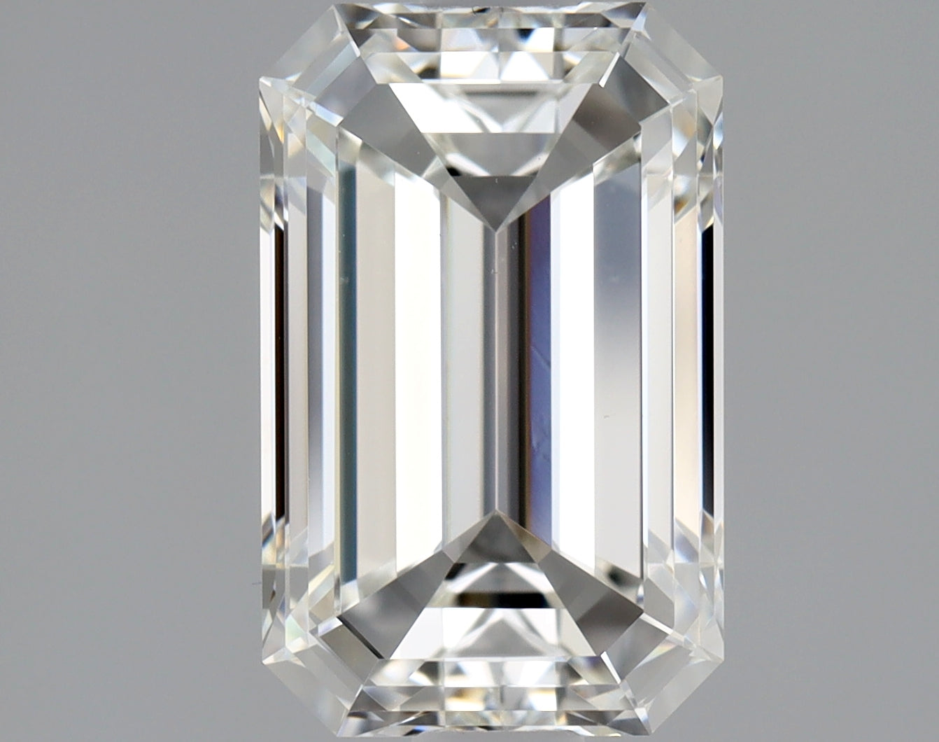 GIA 2.01 Carat Emerald Natural Diamond 鑽石