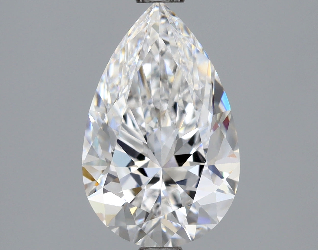 GIA 1.7 Carat Pear Natural Diamond 鑽石