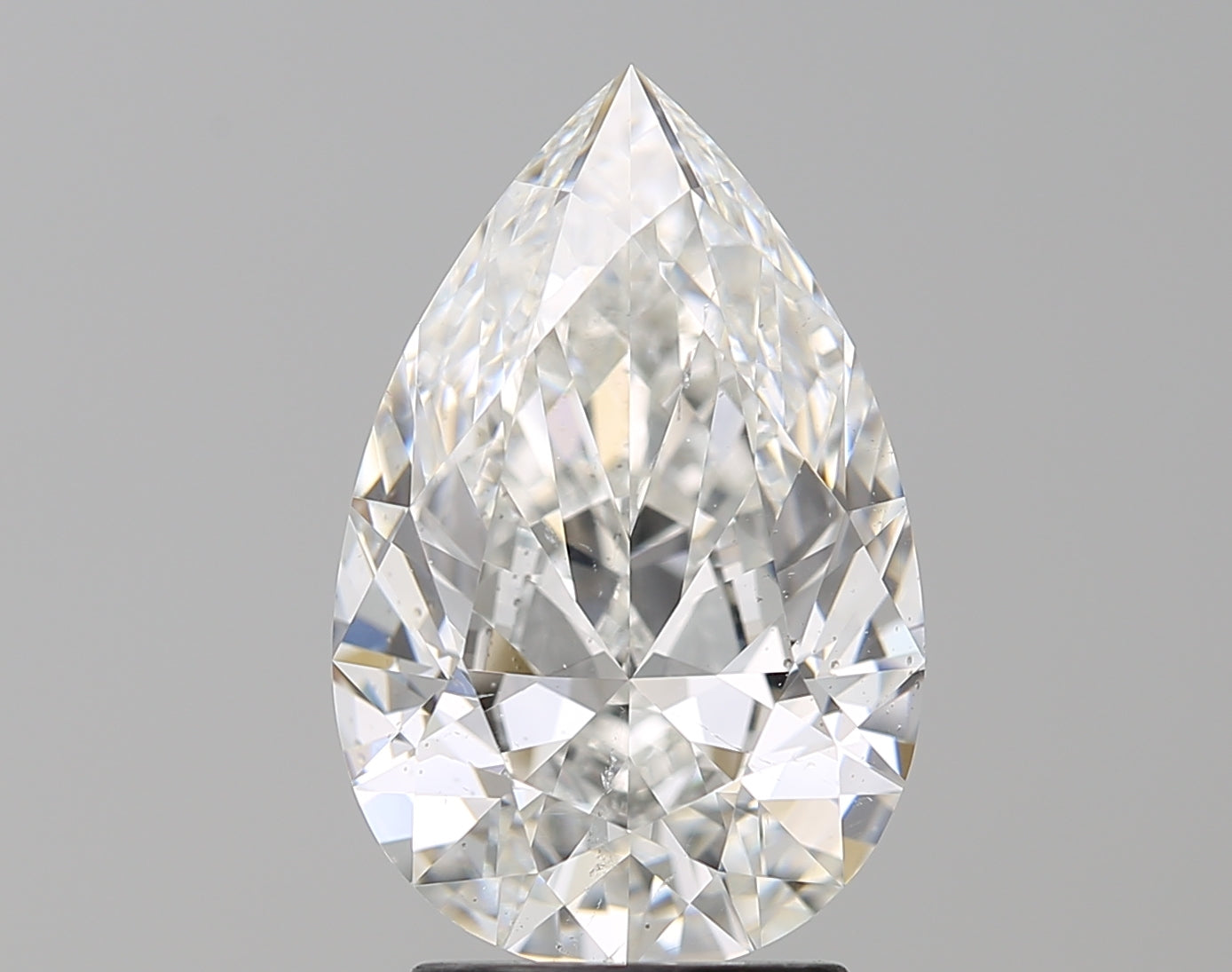 GIA 2.81 Carat Pear Natural Diamond 鑽石