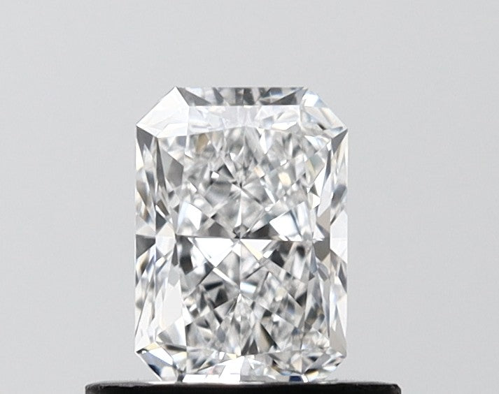 IGI 0.77 Carat Radiant Cut Lab Grown Diamond 人工培育鑽石 實驗室人造鑽石