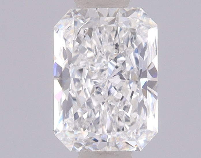 IGI 0.77 Carat Radiant Cut Lab Grown Diamond 人工培育鑽石 實驗室人造鑽石