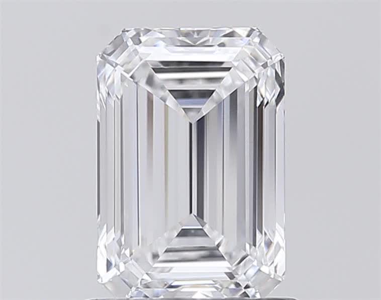 IGI 1.37 Carat Emerald Lab Grown Diamond