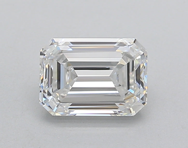 IGI 0.9 Carat Emerald Lab Grown Diamond