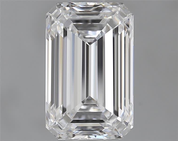 IGI 1.38 Carat Emerald Lab Grown Diamond