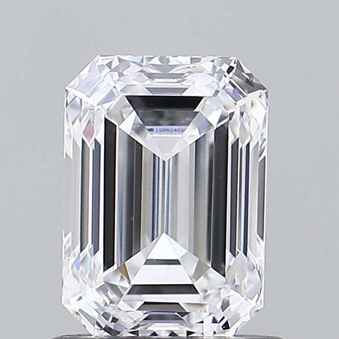 IGI 1.04 Carat Emerald Lab Grown Diamond