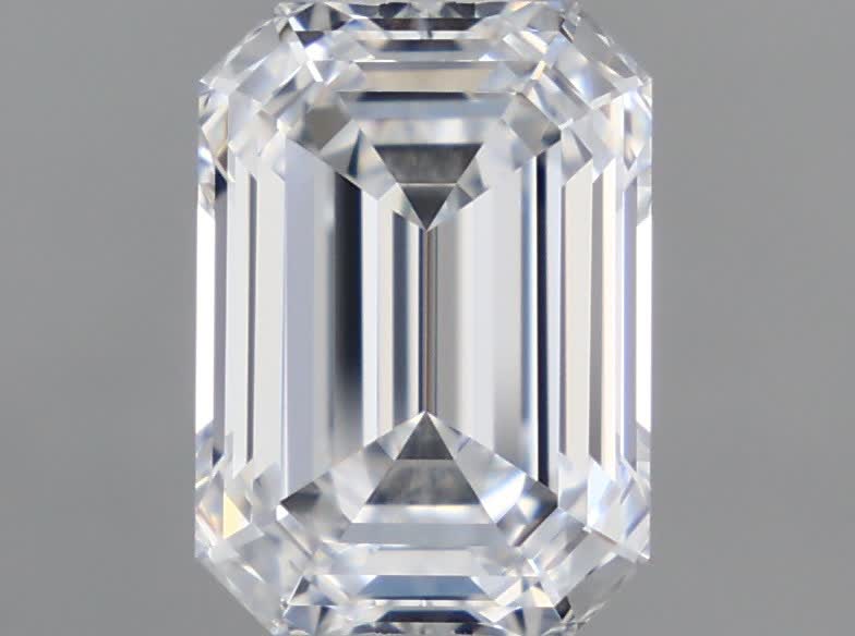 IGI 1.38 Carat Emerald Lab Grown Diamond